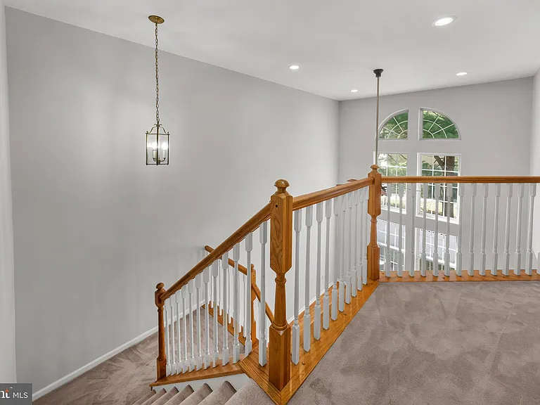16 Lee Ct — Photo 37