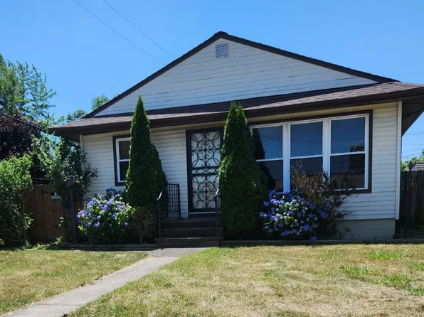 12811 Triskett Rd, Cleveland, OH 44111