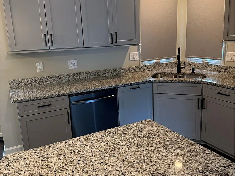 4345 Frontenac Dr — Photo 12