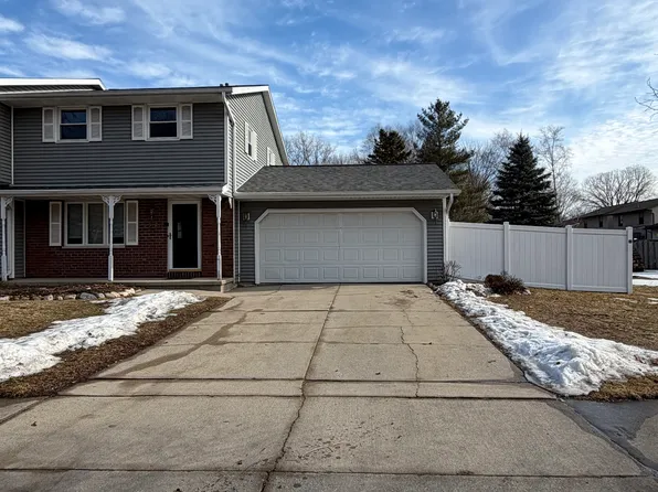 1261 La Count Rd, Green Bay, WI 54313