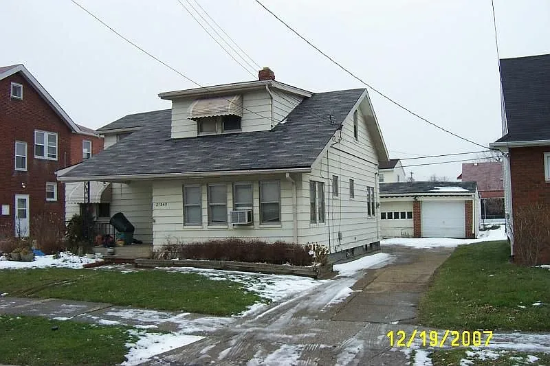 21345 Ball Ave photo 1
