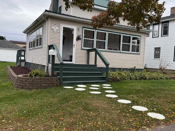 218 W Cameron St, Tomah, WI 54660