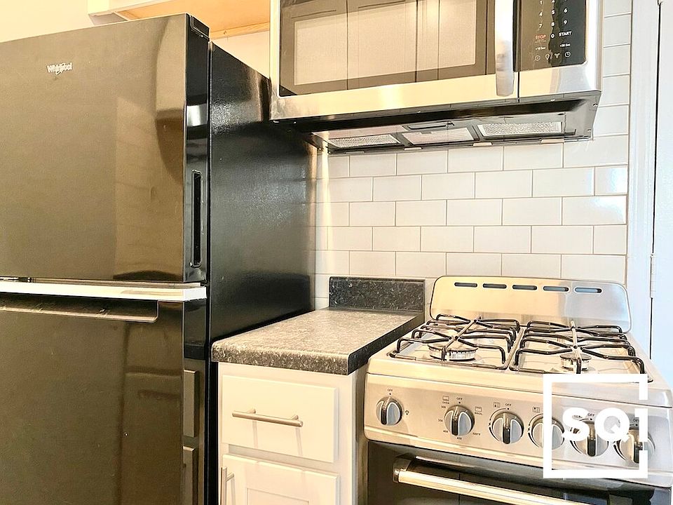 1st image of 4031 N Kenmore Ave APT 411