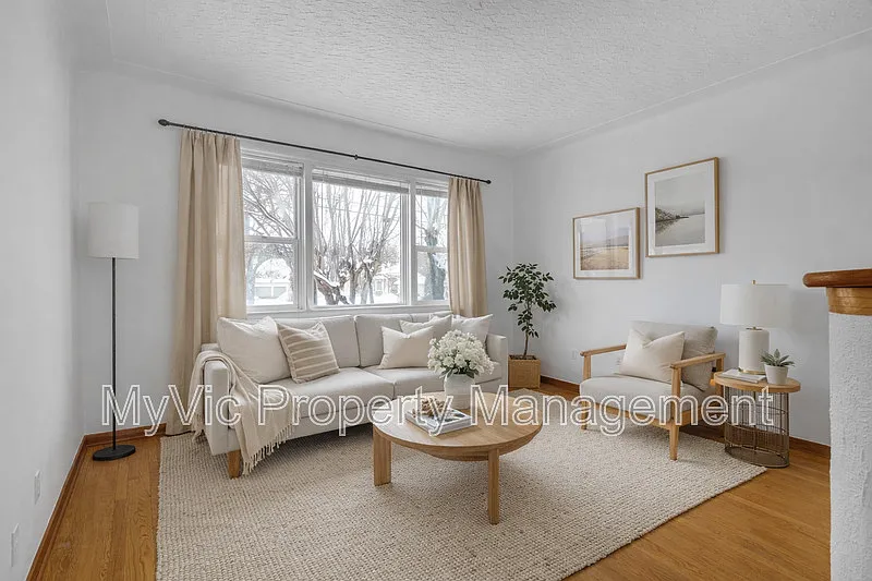 Glenora Apartments — Photo 3