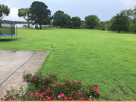 3rd image of 8139 Roy Ln