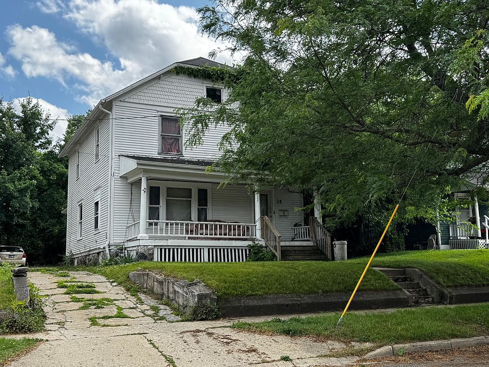 1st image of 35 Eldred St