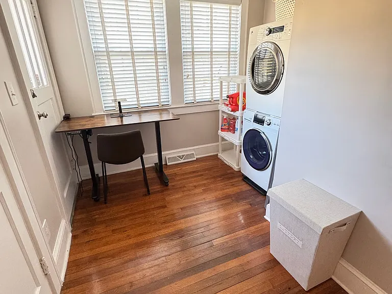 306 W Park Ave — Photo 10