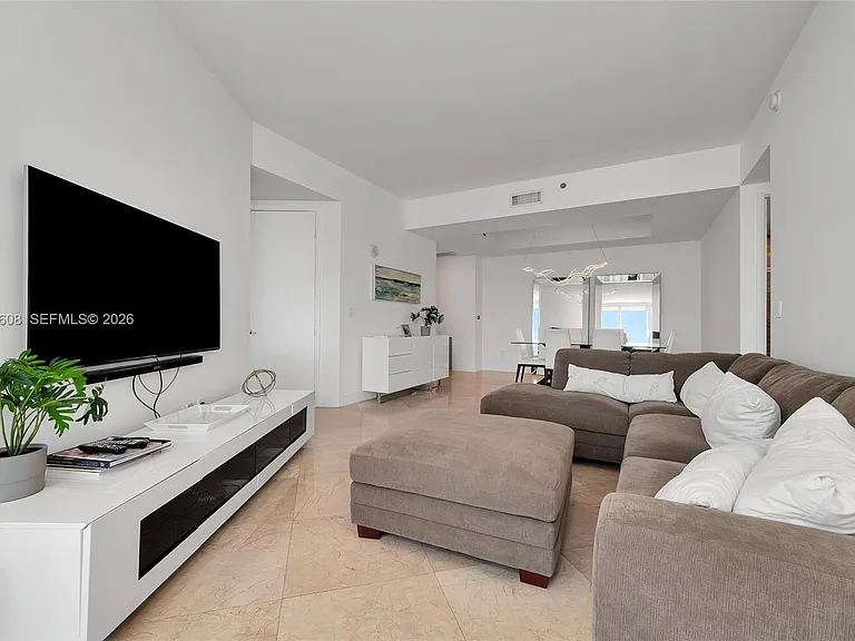 16001 Collins Ave #1005 — Photo 16