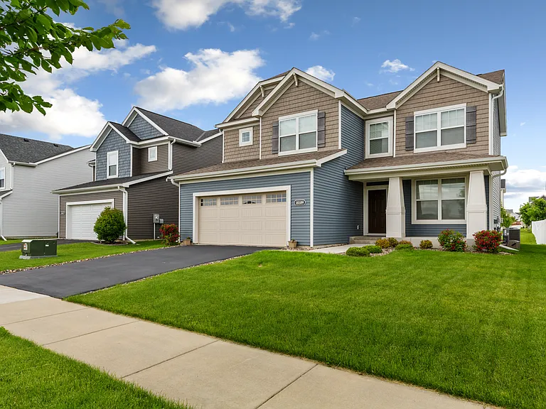 18109 Glacier Way — Photo 3
