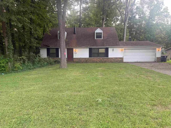 9312 Starland Ct, Fort Wayne, IN 46804