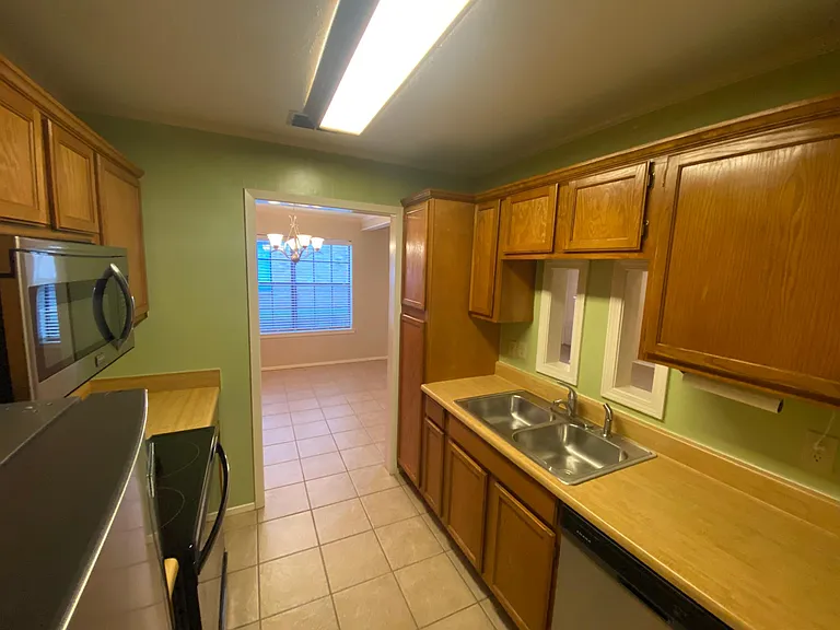 400 W South Town Dr #107 — Photo 59