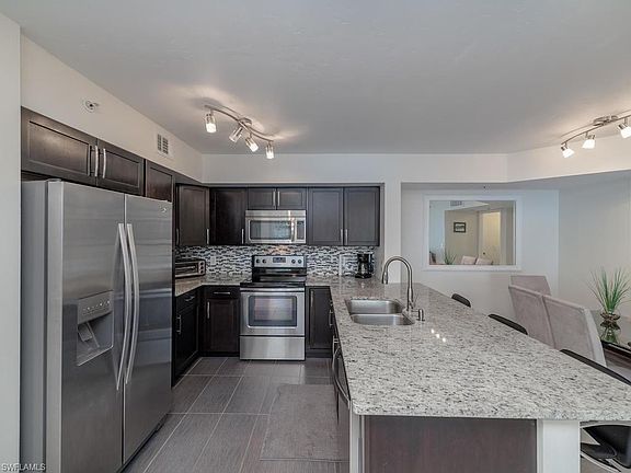4th image of 1150 Wildwood Lakes Blvd #8103