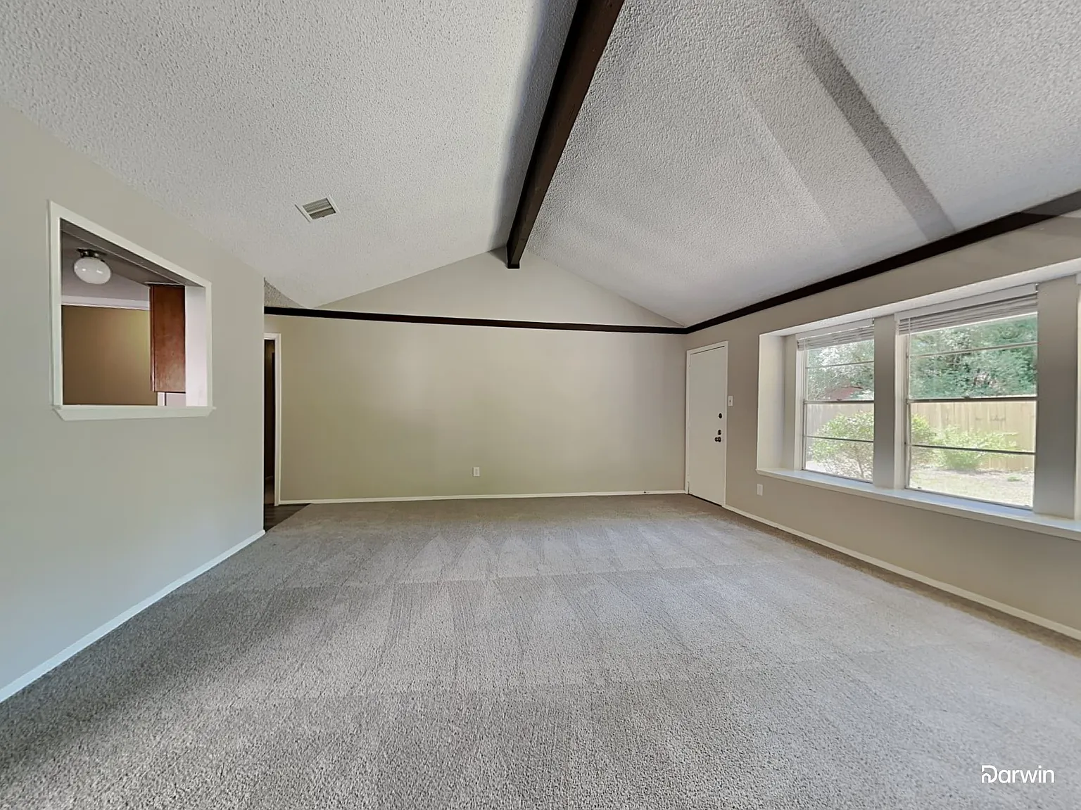 3 bed, 2.0 bath, 1599 sqft, $1,890 — Photo 4