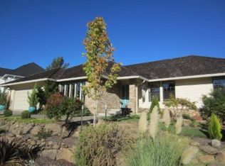 2904 Hollyburn Rdg, Medford, OR 97504