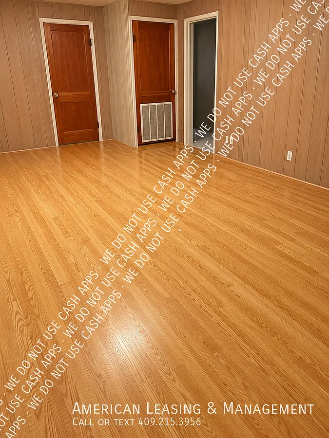 Move In Ready Home In Hudson Isd — Photo 2