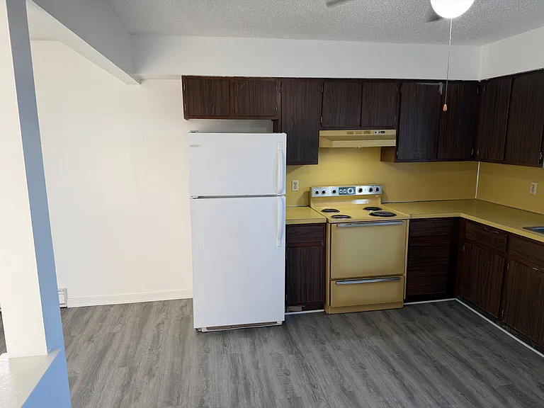 9105 W Saginaw Rd #5 — Photo 4
