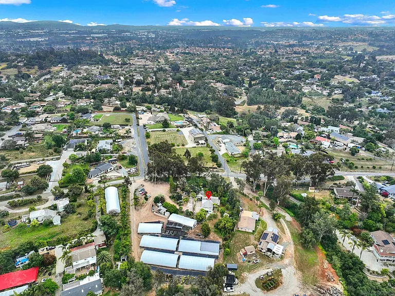 533 Mar Vista Dr — Photo 4