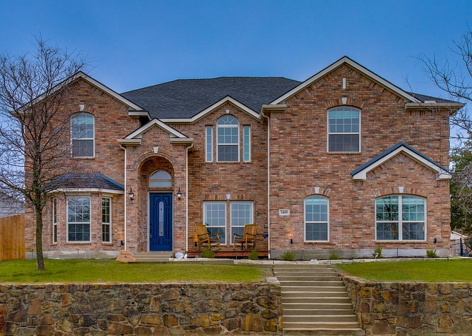 1st image of 1409 Willow Ln