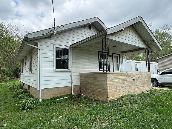 3rd image of 115 N Johnson Ave