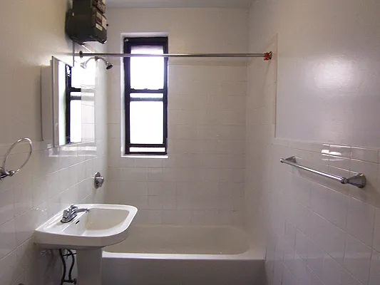 Rented by City Apt Group LLC | media 21