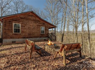 261 Holley Mountain Top Rd, Whittier, NC 28789