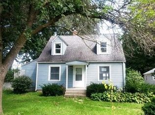 2136 Eggleston Rd, Rockford, IL 61108