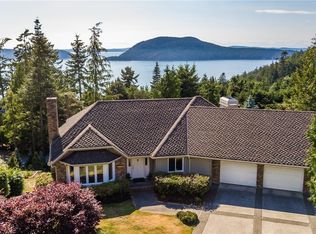 11660 Pointe Pl, Anacortes, WA 98221