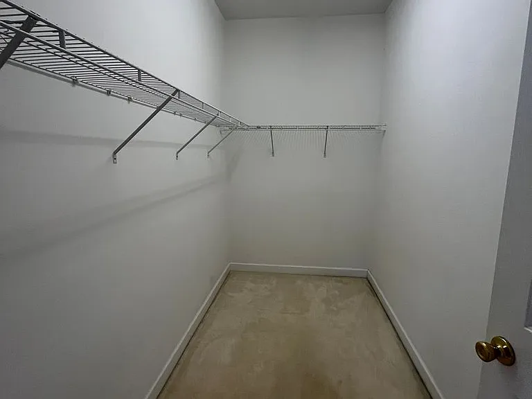5006 Carleton Dr #113 — Photo 16