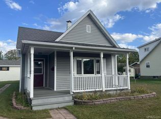 522 Iron St, Norway, MI 49870