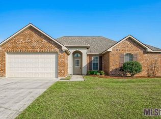 38655 Red Bud Ln, Denham Springs, LA 70706