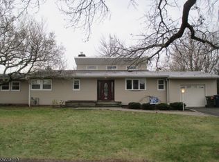 349 Oak Ridge Rd, Clark, NJ 07066