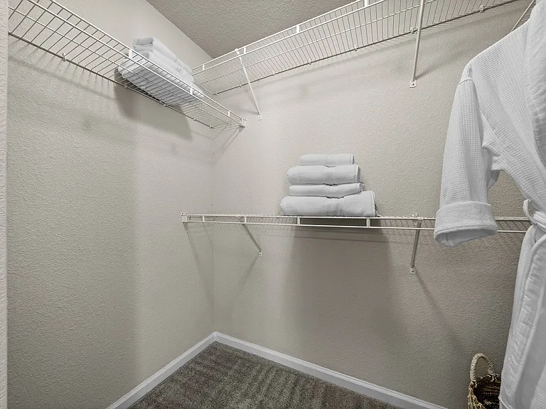 Willow Springs Apartments — Photo 24
