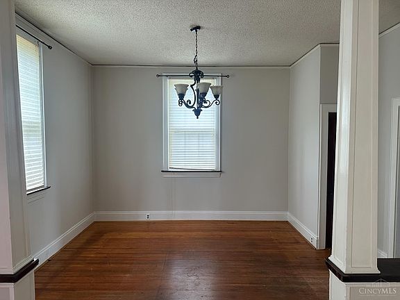 2nd image of 2218 Salvador St
