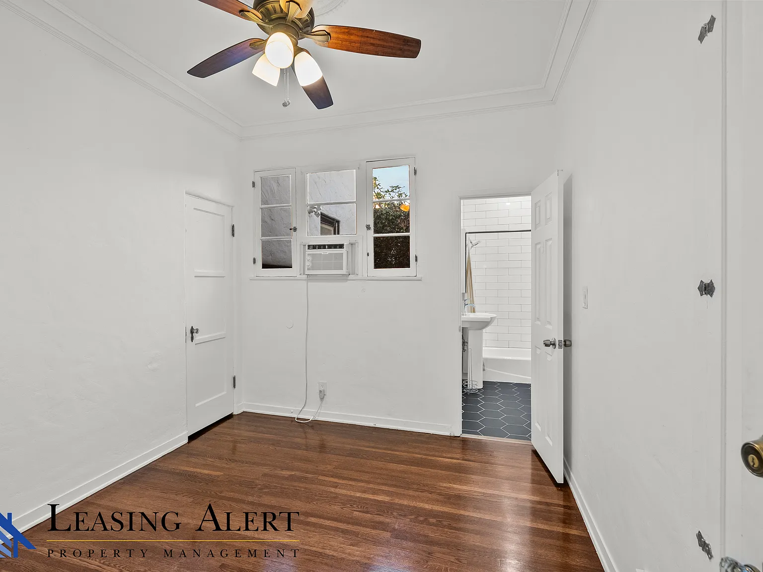 2 bed, 1.5 bath, 675 sqft, $3,000 — Photo 4