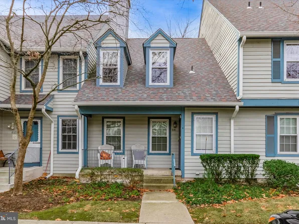 841 Westfield Dr, Riverton, NJ 08077