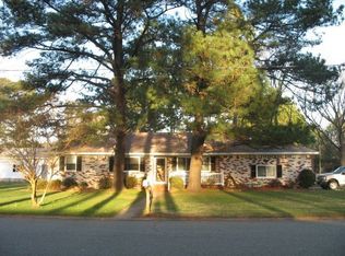 1301 Kingsway Dr, Chesapeake, VA 23320