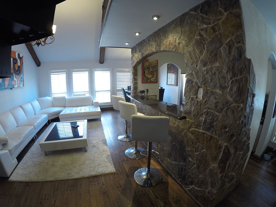 1st image of 4211 Prescott Ave APT 1