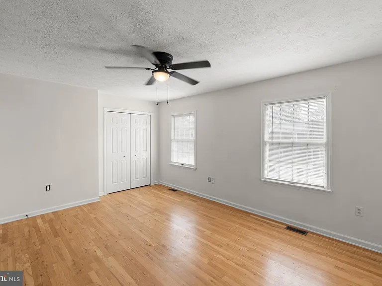 501 Tudor Dr — Photo 18
