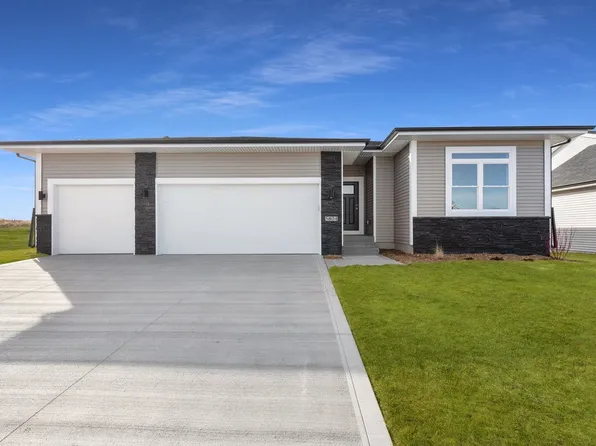 5804 Allerton Dr, Ames, IA 50014