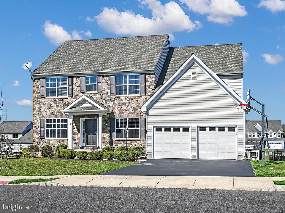 28 Furlong Rd, Douglassville, PA 19518 Zillow