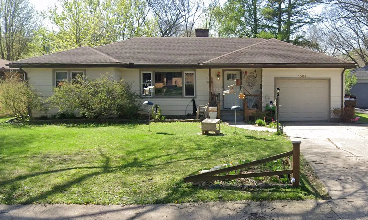 4 bed, 1752 sqft, $1,900 — Photo 1