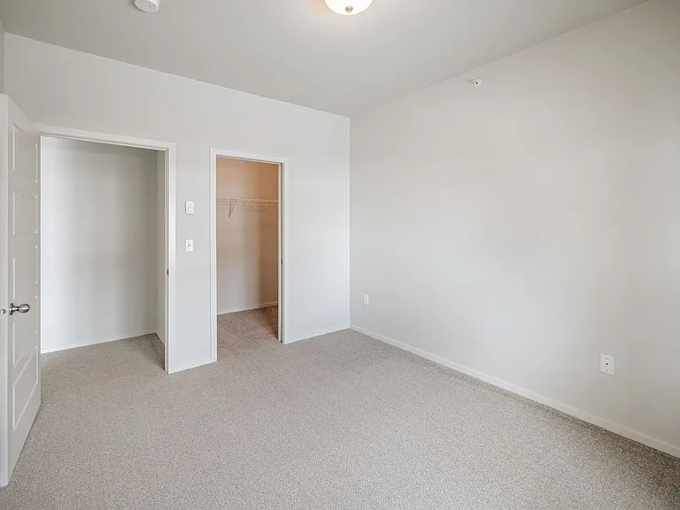 Kascade Place Apartments — Photo 86