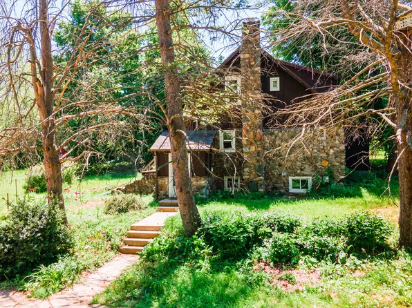 660 Grovenburg Rd, Mason, MI 48854