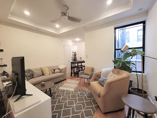 Rented by Compass | media 4