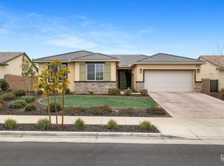 10211 Monarch Dr, Bakersfield, CA 93306