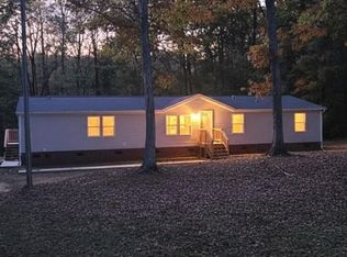 5050 Park Creek Dr, Mount Holly, NC 28120