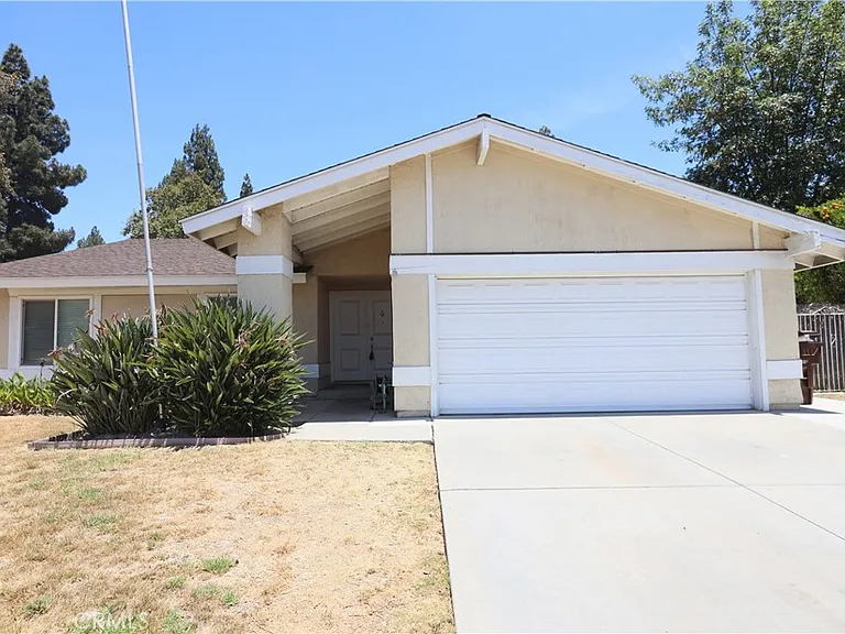 19840 Camino Arroyo — Photo 1