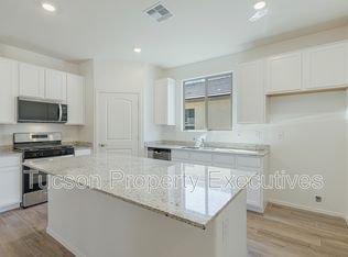 9329 N Peridot Vista Ave, Tucson, AZ 85742