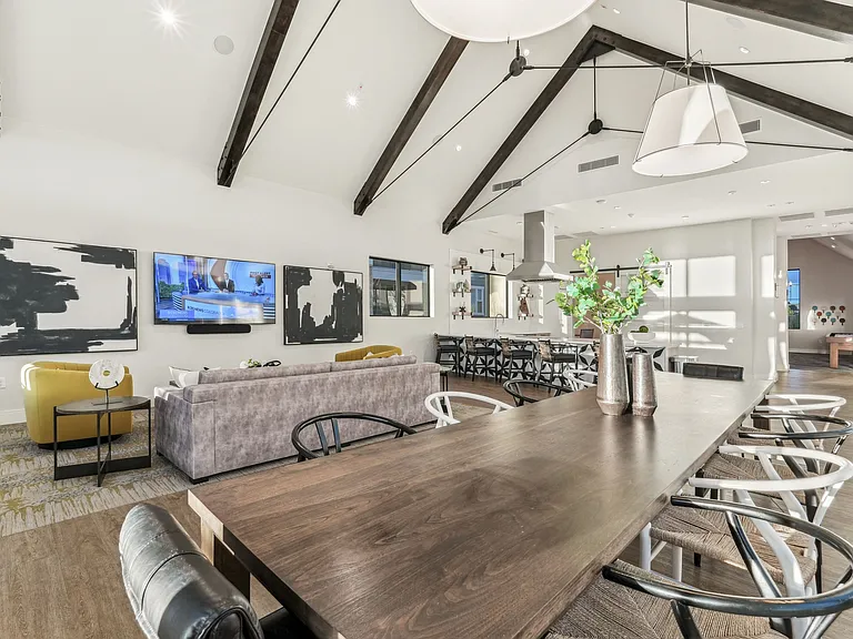Farm Haus — Photo 17