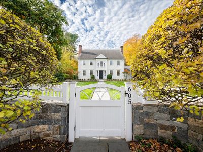 605 Brooklawn Avenue, Fairfield, CT, 06825